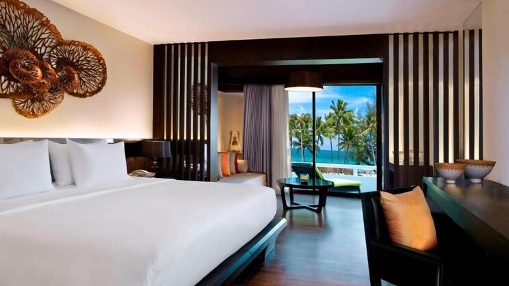 Le Meridien Phuket Beach Resort